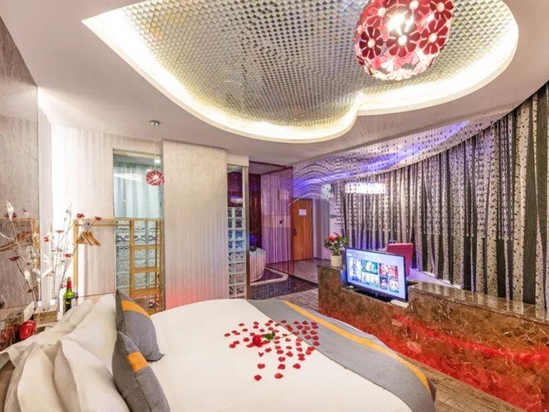 Zhuimei Theme Hotel Suzhou  Exteriör bild